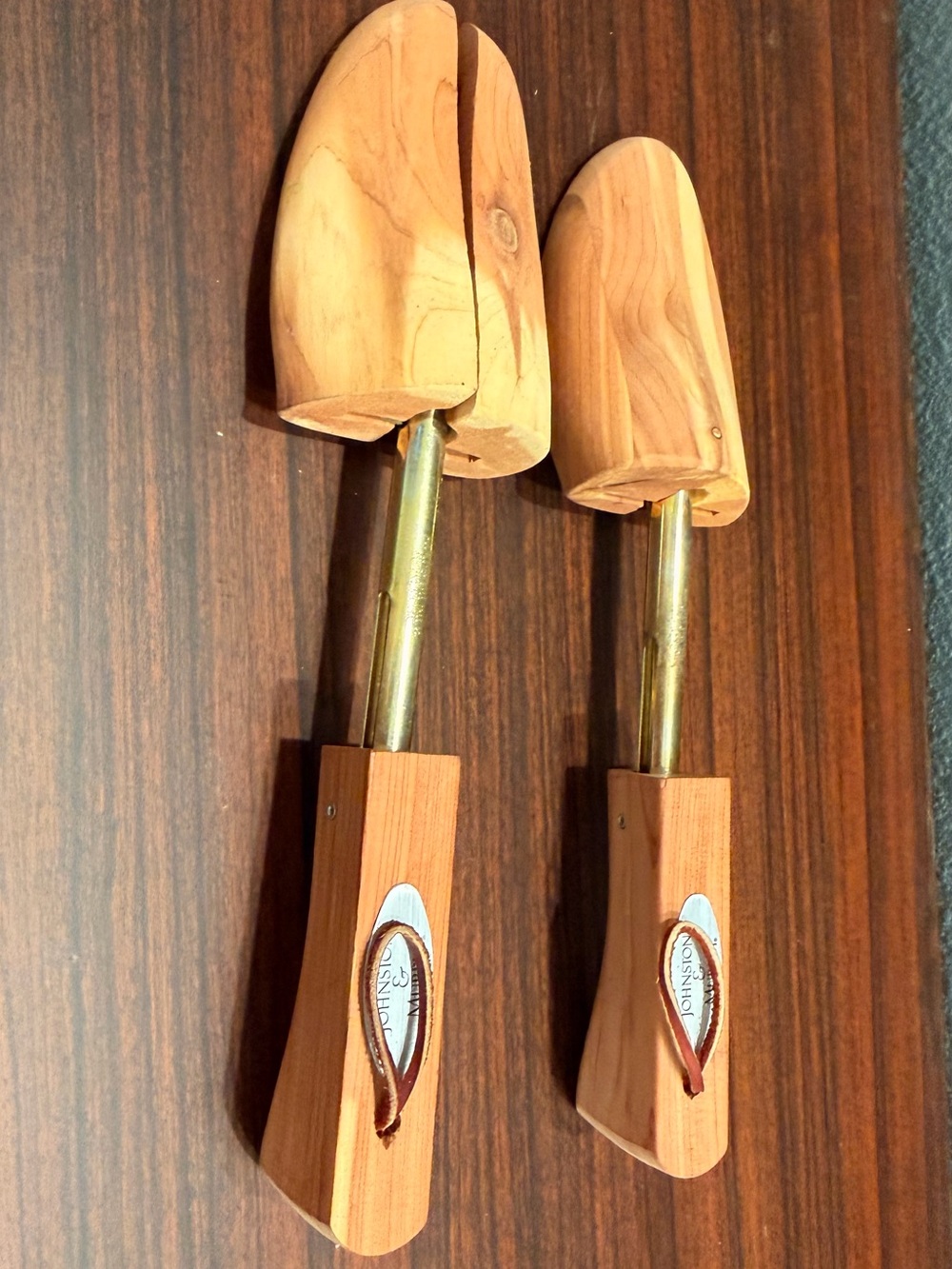 Johnston & Murphy Cedar Shoe Trees - Cedar Wood with and Gold Hardware